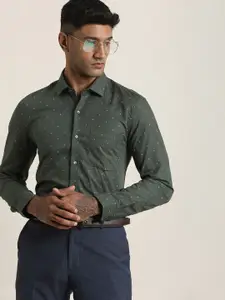 Turtle Men Standard Fit Micro Ditsy Printed Spread Collar Cotton Formal Shirt