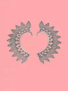 Sangria Silver Plated Lotus Shape Oxidised Ear Cuff