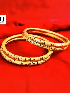 DMJ Gold Brass Gold-Plated Bangle