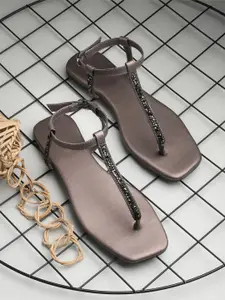 Zebba Women Embellished T-Strap Flats With Buckles