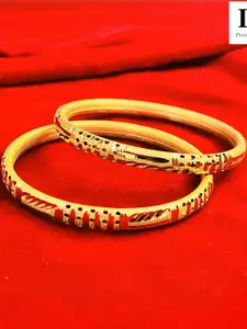 DMJ Gold Brass Gold-Plated Bangle