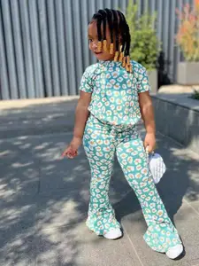 INCLUD Girls Printed T-shirt with Trousers