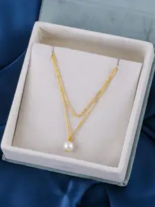 Sangria Women Gold Plated Chain With Pendant