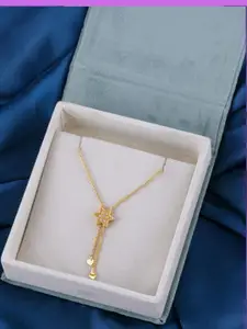 Sangria Women Gold Plated Chian With Pendant