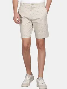 t-base Men Geometric Printed Regular Fit Mid-Rise Chino Shorts