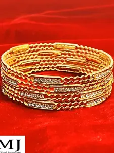 DMJ Gold Brass Gold-Plated Bangle