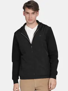 t-base Lightweight Cape Jacket