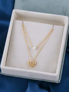 Sangria Women Gold Plated Chian With Pendant