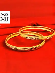 DMJ Gold Brass Gold-Plated Bangle