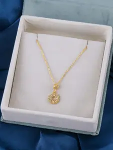 DressBerry Women Gold Plated Chian With Pendant