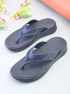The Roadster Lifestyle Co Women Lightweight Casual Slip-On Thong Flip Flops
