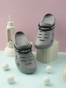 Liberty Men Colourblocked Clogs