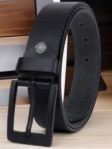 The Roadster Lifestyle Co Men Textured Leather Belt