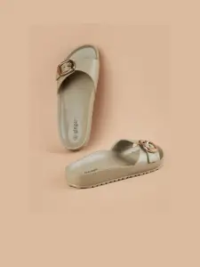 Ginger by Lifestyle Women Rubber Slip-On