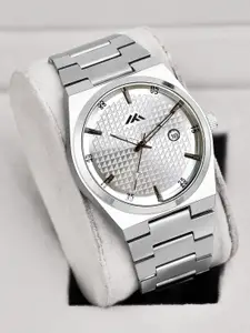 ON TIME OCTUS Men Bracelet Style Straps Analogue Watch MT-822