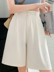 Outzidr Women Solid Mid-Rise Regular Fit Knee Length Shorts