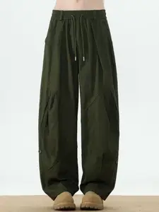 StyleCast x Revolte Men Loose Fit Mid-Rise Wide Leg Trousers