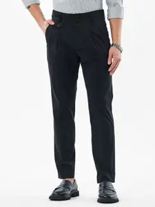 Snitch Men Black Mid-Rise Slim Fit Trouser