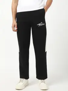Bewakoof Men Go Rogue Oversized Mid-Rise Track Pant
