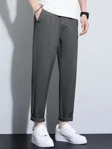 StyleCast x Revolte Men Straight Fit Pleated Regular Trousers