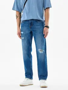 Snitch Men Relaxed Fit Mid-Rise Low Distress Light Fade Cuffed Hem Jeans