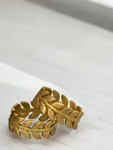 Goldnera Toe Rings