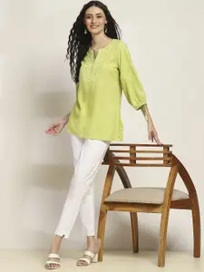 Rangriti Women Floral Embroidered Thread Work Kurti