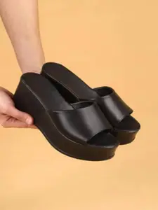 GLO GLAMP Wedge Sandals