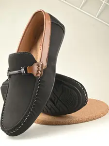 GWALK Men Solid Round Toe Black Regular Casual Shoes