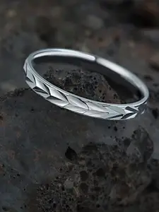 Raajraani Men Rhodium-Plated Thumb Band Finger Ring