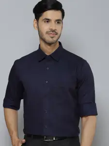 DENNISON Men Smart Slim Fit Solid Spread Collar Cotton Formal Shirt