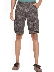 t-base Men Tropical Printed Chino Shorts