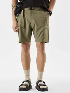 Snitch Men Olive Mid-Rise Regular Fit Shorts