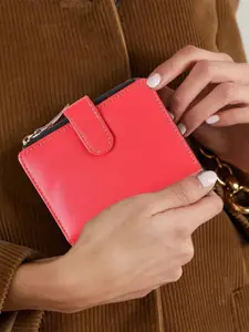 TnW Women Pack Of 2 Textured Leather Two Fold Wallet