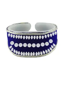 Vidhya Kangan Brass Crystals Bangle