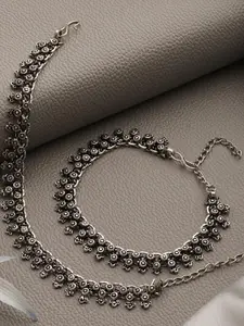 Sangria Set of 2 Silver-Plated & Oxidised Handcrafted Anklets