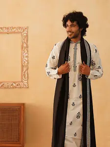 Jompers Floral Embroidered Mandarin Collar Thread Work Straight Silk Kurta