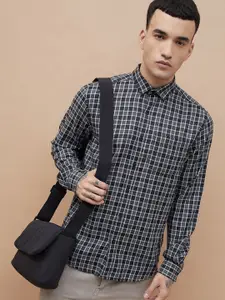 Fame Forever by Lifestyle Men Checked Spread Collar Cotton Casual Shirt