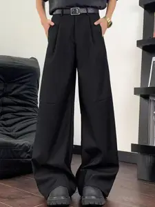 StyleCast x Revolte Men Loose Fit Mid-Rise Easy Wash Trousers