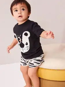 INCLUD Boys Printed Round Neck T-Shirt With Shorts