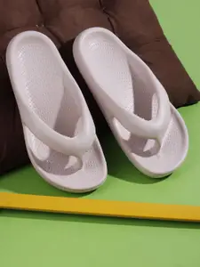 The Roadster Lifestyle Co. Women Casual Thong Flip-Flops