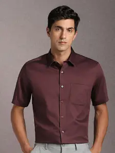 Louis Philippe Spread Collar Pure Cotton Formal Shirt