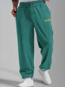 Leotude Men Textured Mid-Rise Relaxed-Fit Trackpants