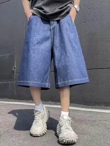 StyleCast x Revolte Men Loose Fit Mid-Rise Denim Shorts