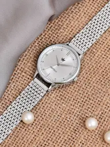 CRESTELLO Women Embellished Bracelet Style Straps Analogue Watch CR-L154-SLV-CH