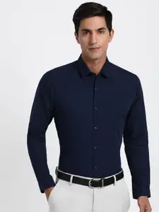 Peter England Grid Tattersall Checks Spread Collar Formal Shirt