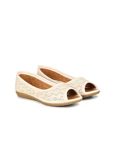 FOOTSHEZ Women Textured Round Toe Laser Cuts Open Toe Flats