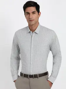Peter England Micro Checks Checked Pure Cotton Spread Collar Formal Shirt
