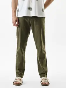 Snitch Men Olive Mid-Rise Slim Fit Trouser