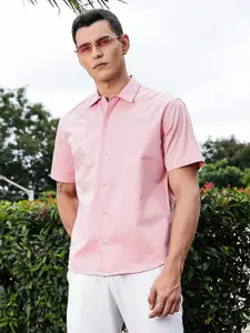 Thomas Scott Men Premium Fit Floral Printed Spread Collar Cotton Casual Shirt